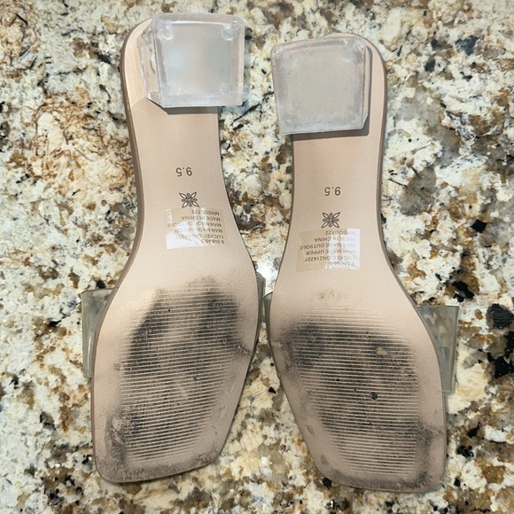 BCBGENERATION Clear Comfort Luckee Square Toe Block Heel Slip On Heeled Sandal - Picture 5 of 6